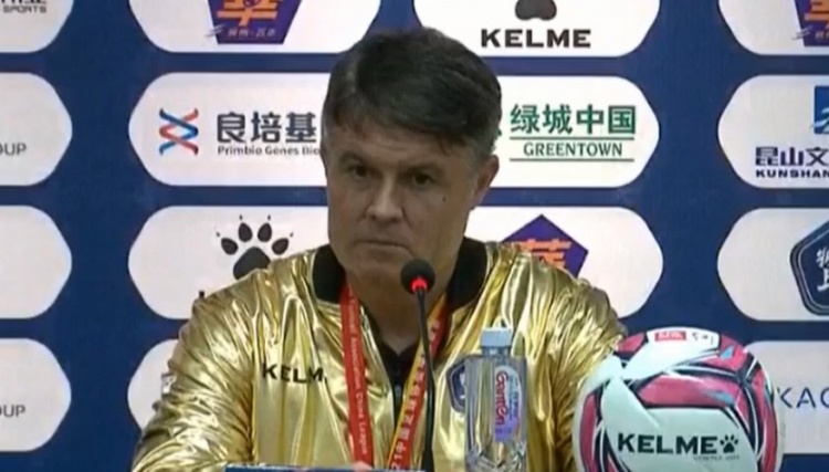 聚焦武汉三镇主教练观点