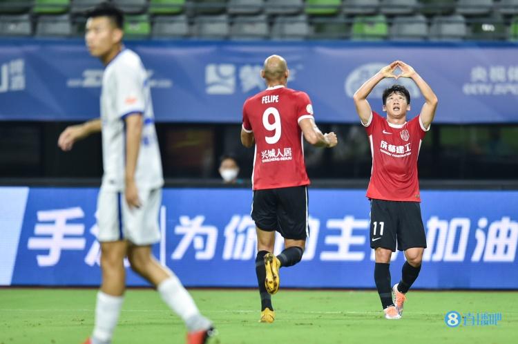 半场亮点：蓉城门神耿晓峰力保球门不失罗慕洛精准传球