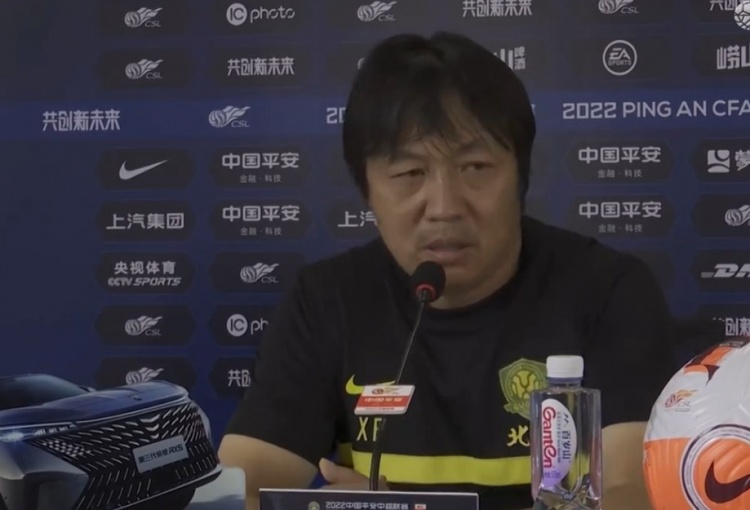 队员需暂时放弃休假专心备战明日比赛