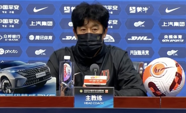 面对不利局势，成都队球员表现出色