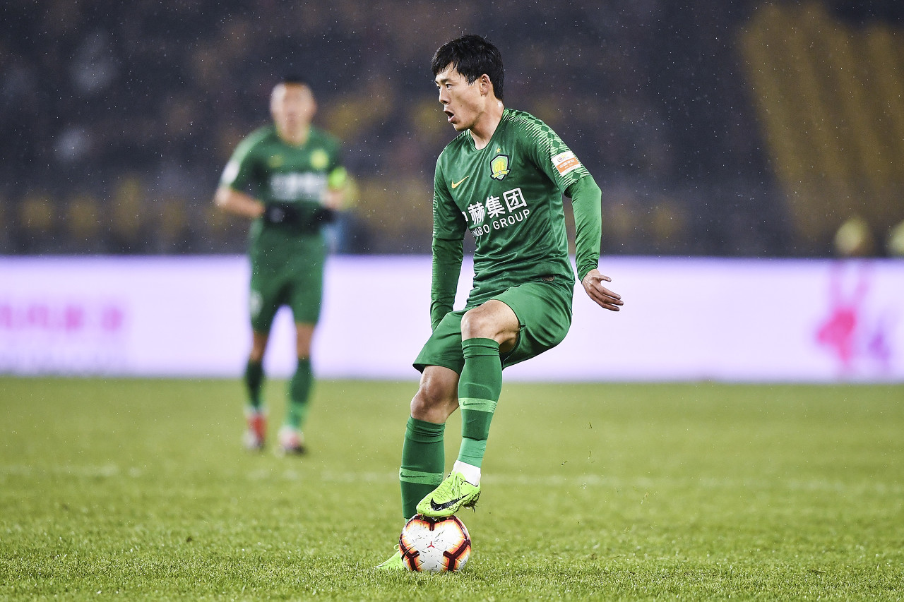 刘欢进球扩大优势至2-0