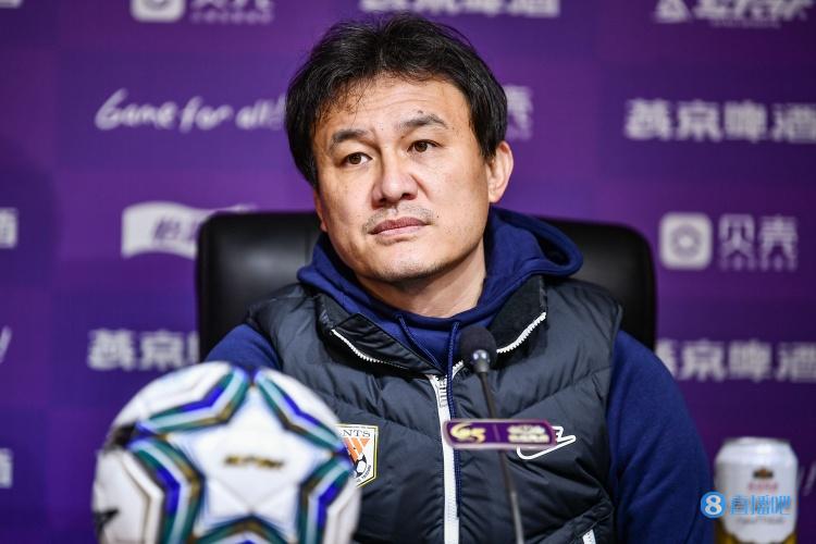 泰山队进攻受挫皆因克雷桑不当行为被罚停赛