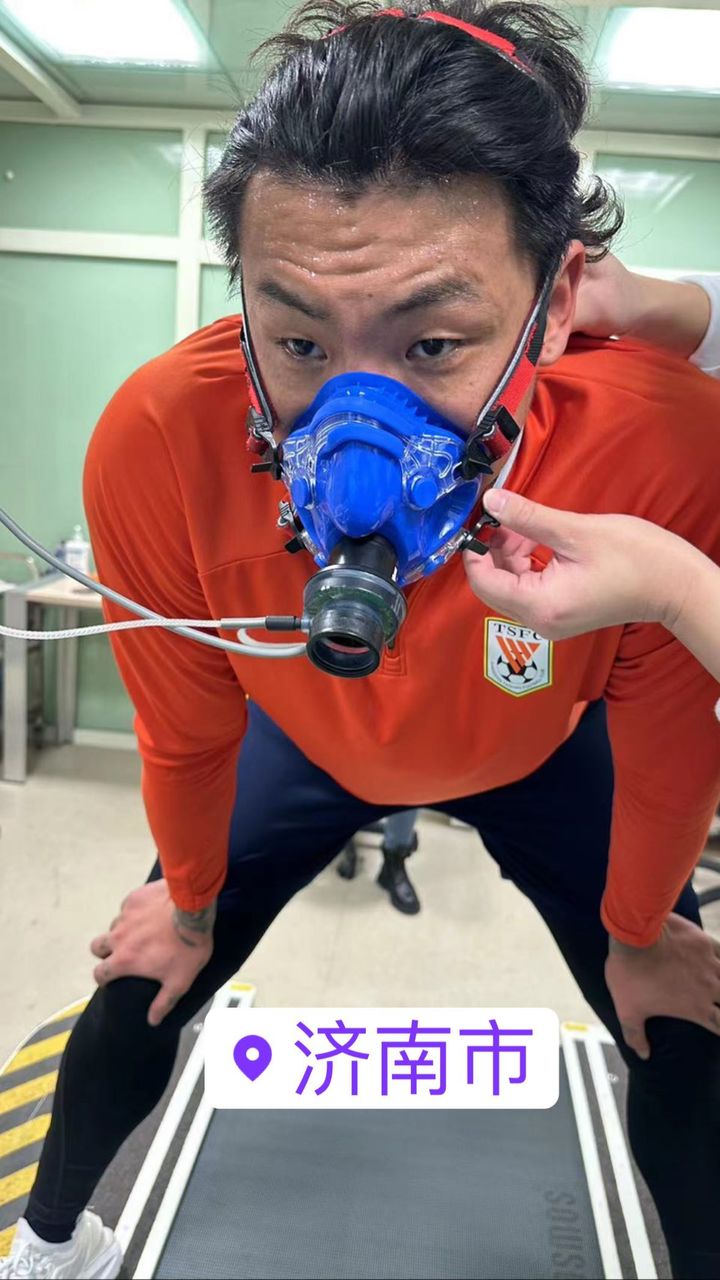 王者归来！王大雷回归泰山队训练