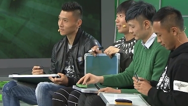 球场内外，杨智如何影响比赛走向