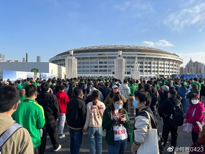 “退钱哥”记录历史时刻
