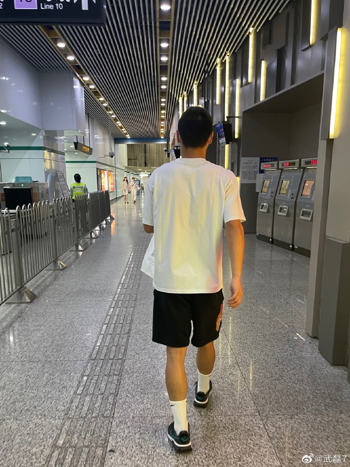 端午安康，看武磊如何绿色出行