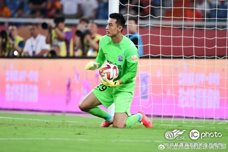 比分定格在0-4