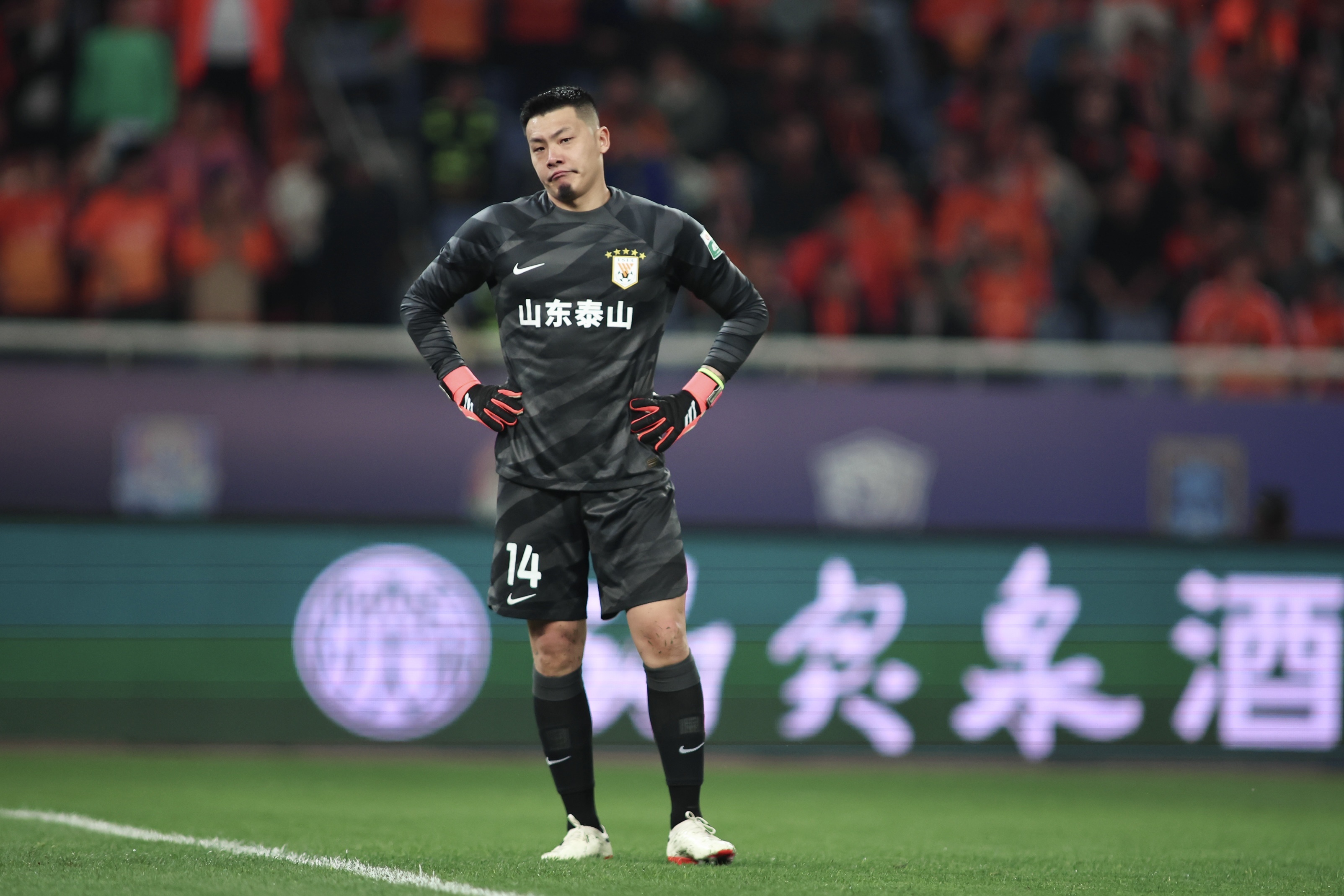 泰山队失利背后：缺人+倒霉+策略错位