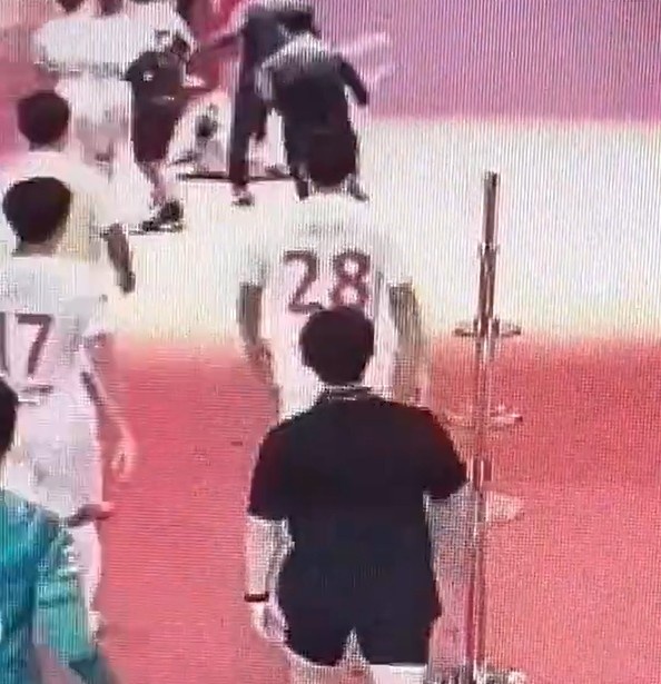 沉默中的蓉城：舆论猜测不停歇