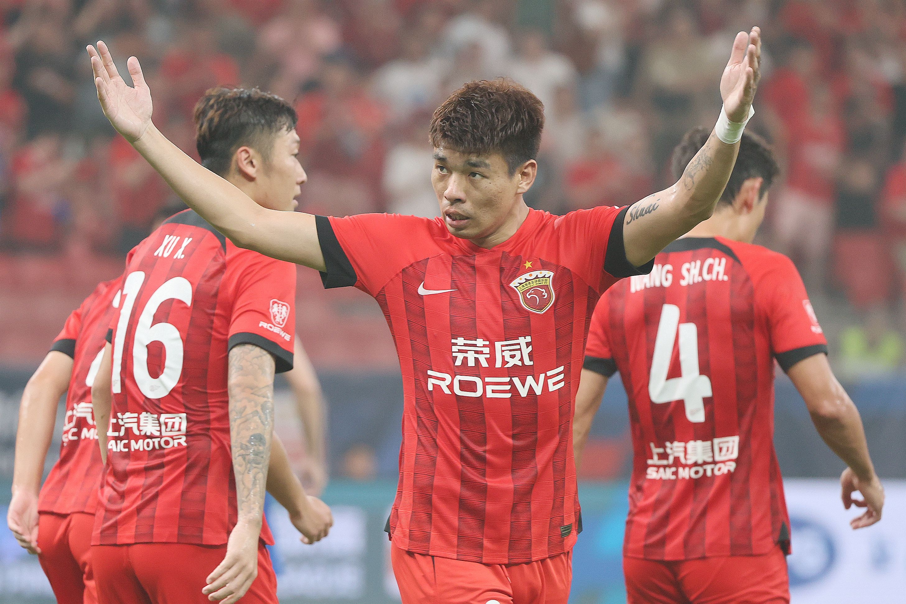 李帅带伤出战中泰之战存疑