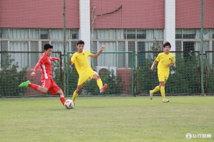 海港U17与深圳新鹏城U17交锋：2-0胜出