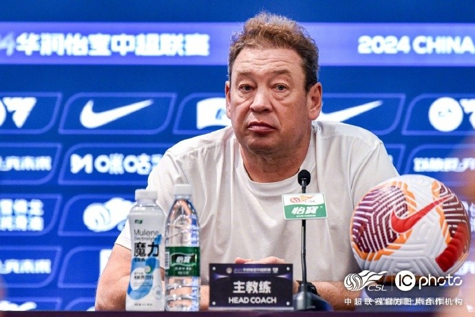 斯卢茨基警告:明日之战或左右冠军
