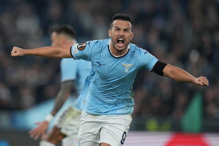 续约 Talks between Lazio and Pedro for One More Year