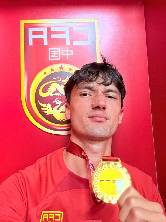 与生命共舞：木塔力甫诠释赛场上的每分每秒
