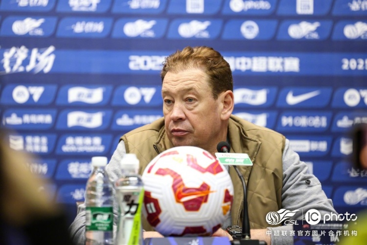 斯卢茨基对两球员评价