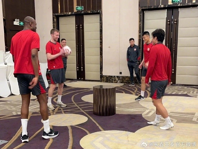  南北气候差异下的亚泰备战策略